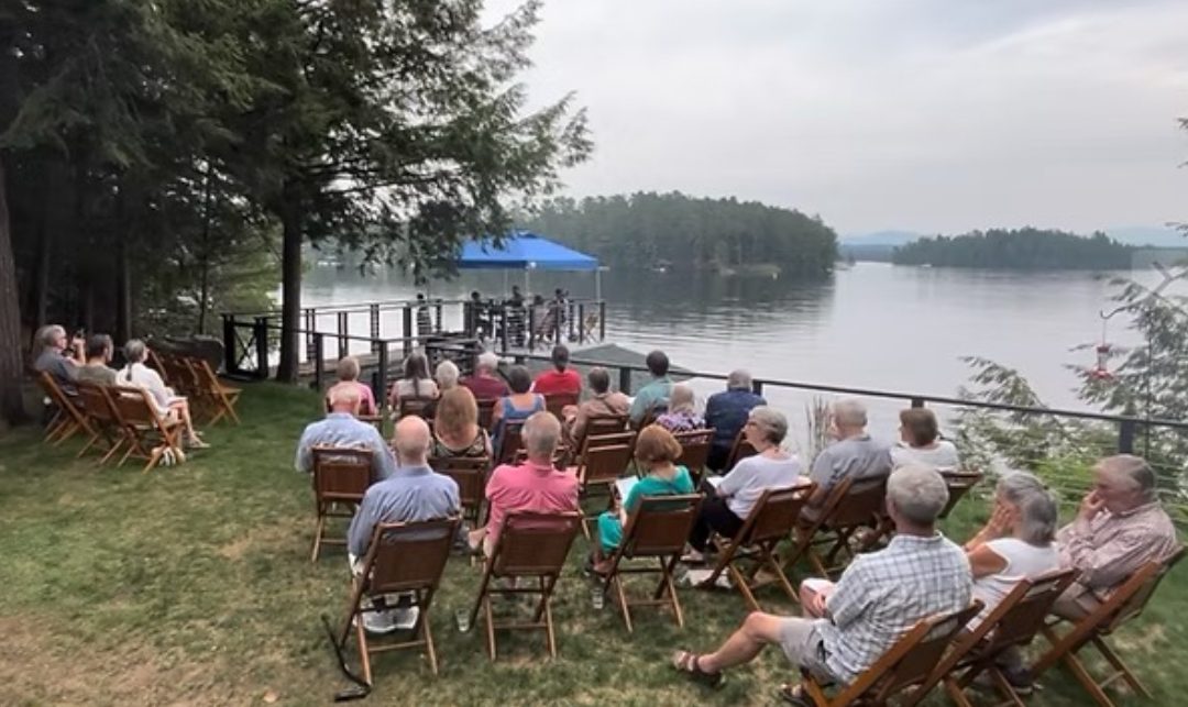 Support Loon Lake Live!
